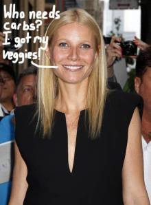 gwyneth-paltrow-sticks-to-her-diet-while-family-eats-pizza-and-pasta__oPt